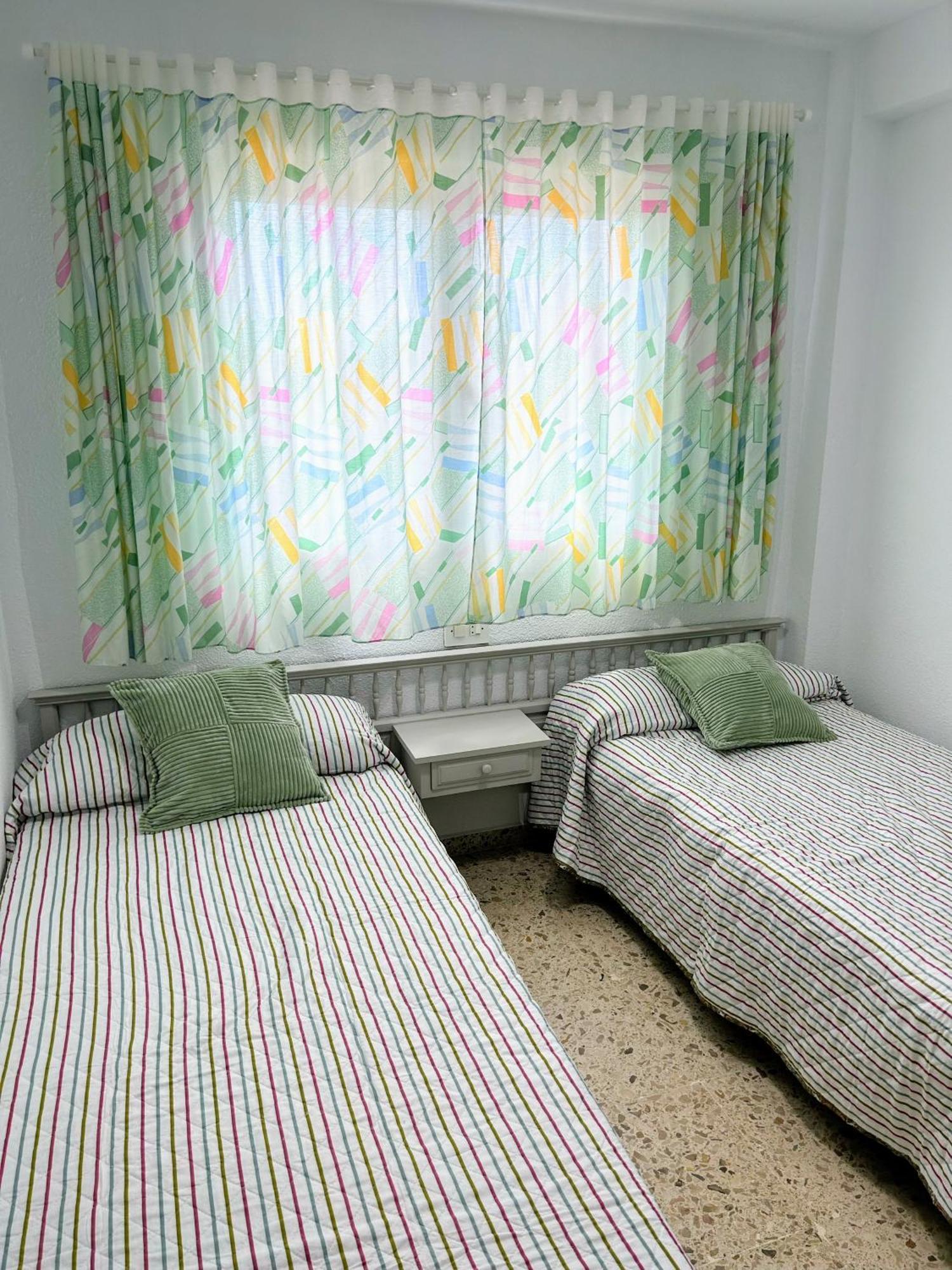 Apartamento Gandia Playa 150M Playa Con Parking Privado Y Piscina Playa de Gandia Buitenkant foto